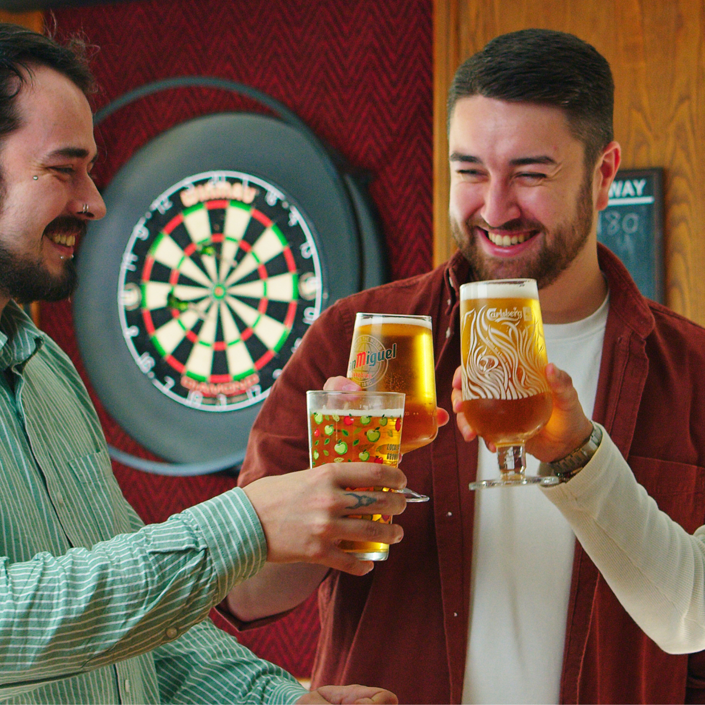 Raise a glass This Father's Day at The Whitehall Hotel in Tywyn!